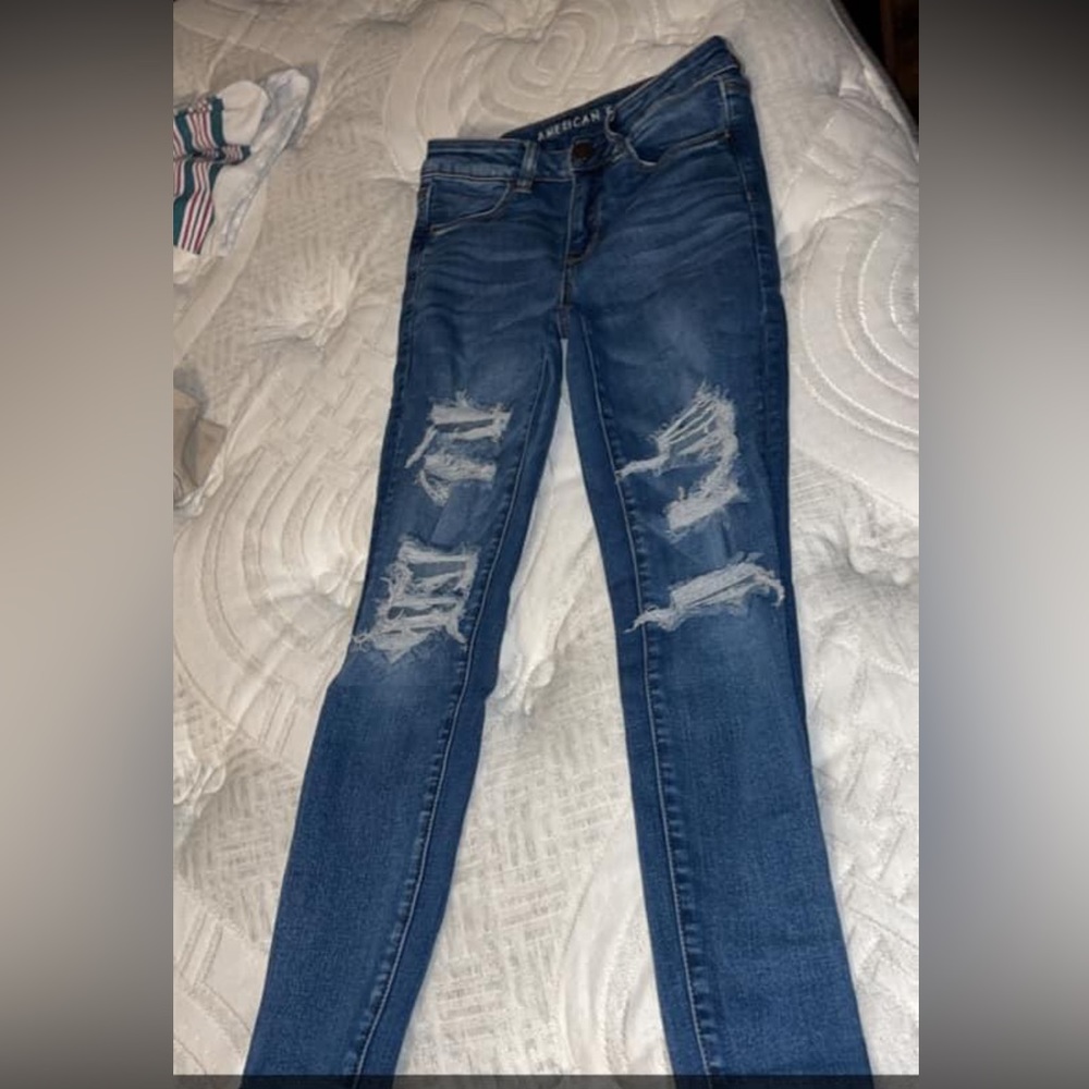 America Eagle jeans
